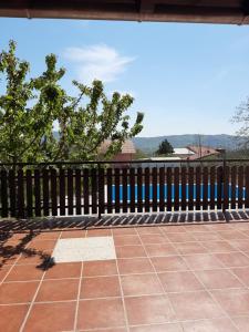 En balkong eller terrasse på Kuca sa bazenom Teja