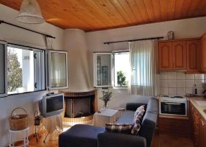 Φωτογραφία από το άλμπουμ του Amazing Sea View-Neos Pyrgos Beach -Evoia Greece στον Νέο Πύργο