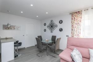 Fotografia z galérie ubytovania New Modern 3BR with terrace in Fuengirola Centre v destinácii Fuengirola