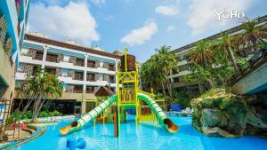 Bassein majutusasutuses Yoho Beach Resort Kenting või selle lähedal
