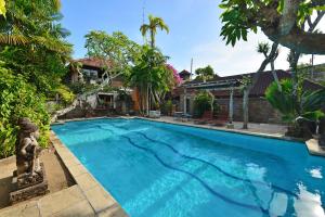 Bazén v ubytování Bebek Cottages Sanur nebo v jeho okolí