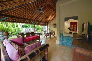 Posezení v ubytování Bebek Cottages Sanur