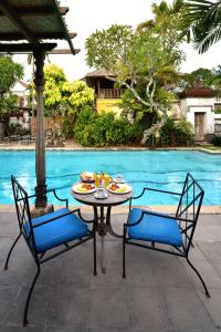 Bazén v ubytování Bebek Cottages Sanur nebo v jeho okolí