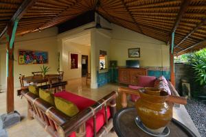 Posezení v ubytování Bebek Cottages Sanur