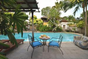 Bazén v ubytování Bebek Cottages Sanur nebo v jeho okolí