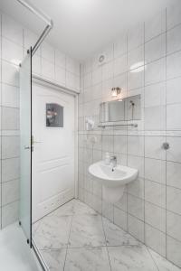 Kúpeľňa v ubytovaní Villa Bluemica + 37 fotografií