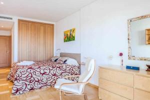 A bed or beds in a room at Sublime Vilamoura Aquamar 106 by JG Apartments