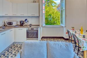 Cucina o angolo cottura di Leone I and Leone II Apartments