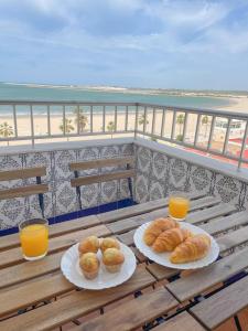 Zdjęcie z galerii obiektu Azvalia - Valparaíso beach apartment - Piscina y parking gratis w mieście El Puerto de Santa María