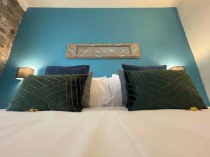 Posteľ alebo postele v izbe v ubytovaní L'EMPORIO ROOMS
