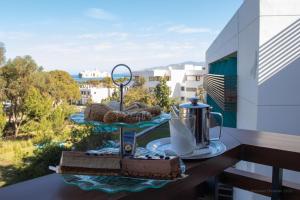 Bazén v ubytování Hôtel Souani ( Al Hoceima Bay) nebo v jeho okolí