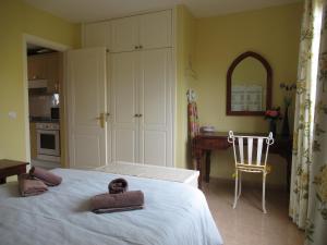 Casa Sandra Oasis Tamarindoにあるベッド