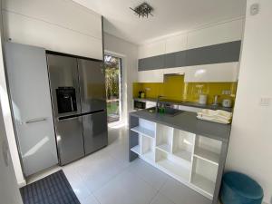 A kitchen or kitchenette at #Brand New#Luxury Garden House in the Center#