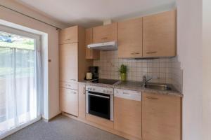 Kuchyň nebo kuchyňský kout v ubytování Ferienwohnung Valentina + 18 fotografií