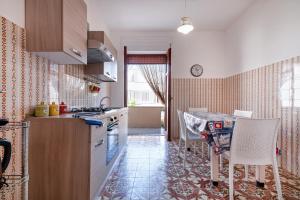 A kitchen or kitchenette at Baia Verde Beach & Fun Gallipoli - Lecce Selection
