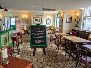 Photo de la galerie de l'établissement Railway Hotel, à Fordingbridge