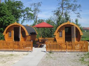 Zahrada ubytování Schlaffass-Camping Gutshof Donauried