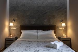 A bed or beds in a room at City Break Nomentana