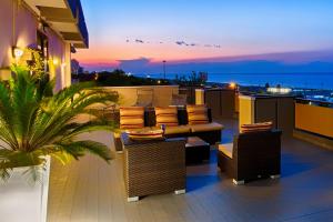 A seating area at Hotel Mimosa