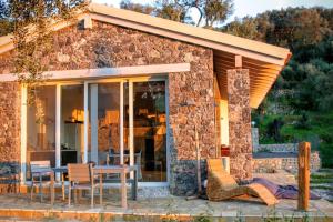 The building in which the holiday home is located