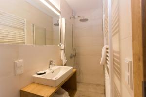 A bathroom at Reinthalers