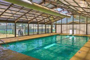 Branson Family Condo Less Than 5 Mi to Lake and Strip!