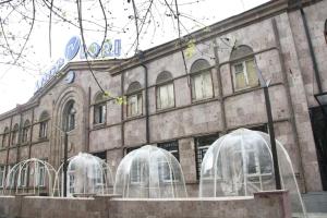 Το κτήριο όπου στεγάζεται  ο ξενώνας
