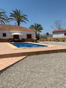 Chalet con piscina privada de 4 dormitorios Las Herrerias ...