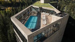 Bazén v ubytování Cliff Lodge and Spa nebo v jeho okolí