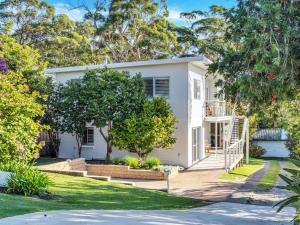 Κήπος έξω από το Akora House at Hyams Beach