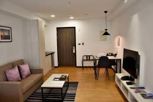 TV a/nebo společenská místnost v ubytování 金金禮寓Solis hotel + 17 fotografií