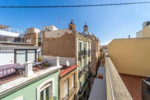 desde el balcón de un edificio en MyFlats MS Penthouse, en Alicante