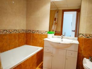 Kúpeľňa v ubytovaní Residencial Nerea Orangecosta