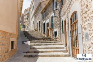 Galeriebild der Unterkunft YourHouse Es Niu, apartment in Puerto de Sóller in Sóller