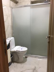 Koupelna v ubytování Koc Hotel