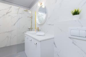 Koupelna v ubytování Apartamenty Letnicka by Noclegi Renters
