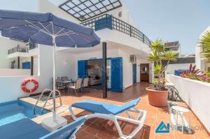 Balkón nebo terasa v ubytování 158 - Villa Elana Presented By Villas Now Ltd