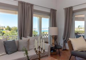 Billede fra billedgalleriet på Villa Atlantic Blue Luxury with Ocean views i Ferragudo