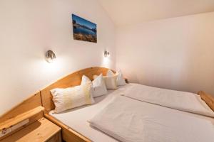 Postel nebo postele na pokoji v ubytování Ferienwohnung Helena
