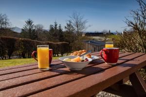 Afbeelding uit fotogalerij van Raasay@Knock View Apartments, Sleat, Isle of Skye in Teangue