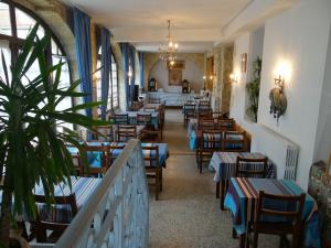 Restavracija oz. druge možnosti za prehrano v nastanitvi Hotel Restaurant des Thermes