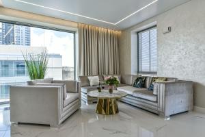 Część wypoczynkowa w obiekcie Apartament Faltom 20 Yacht Park Premium