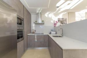 Kuchyň nebo kuchyňský kout v ubytování 3061 Villa DALI