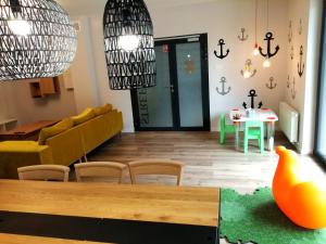 Posedenie v ubytovaní Apartament nad morzem KOŁO BRZEGU