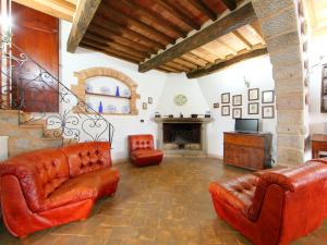 A seating area at Holiday Home Podere dei Venti by Interhome