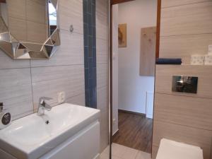 Kúpeľňa v ubytovaní Zielone Zacisze + 37 fotografií