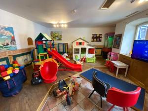 Detský klub v ubytovaní Alpenlodge, Ferienwohnung 19