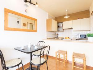 Kuchyňa alebo kuchynka v ubytovaní Apartment Pattaya-7 by Interhome