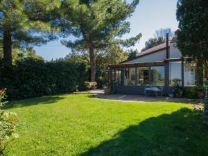 Vonkajšia záhrada v ubytovaní Villa La Casa Vivente by Interhome