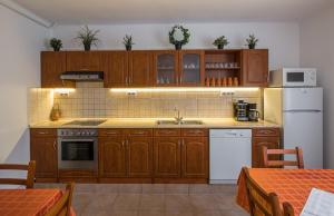 Φωτογραφία από το άλμπουμ του Babi Guesthouse - Babi Vendégház σε Balatonfüred +40 φωτογραφίες